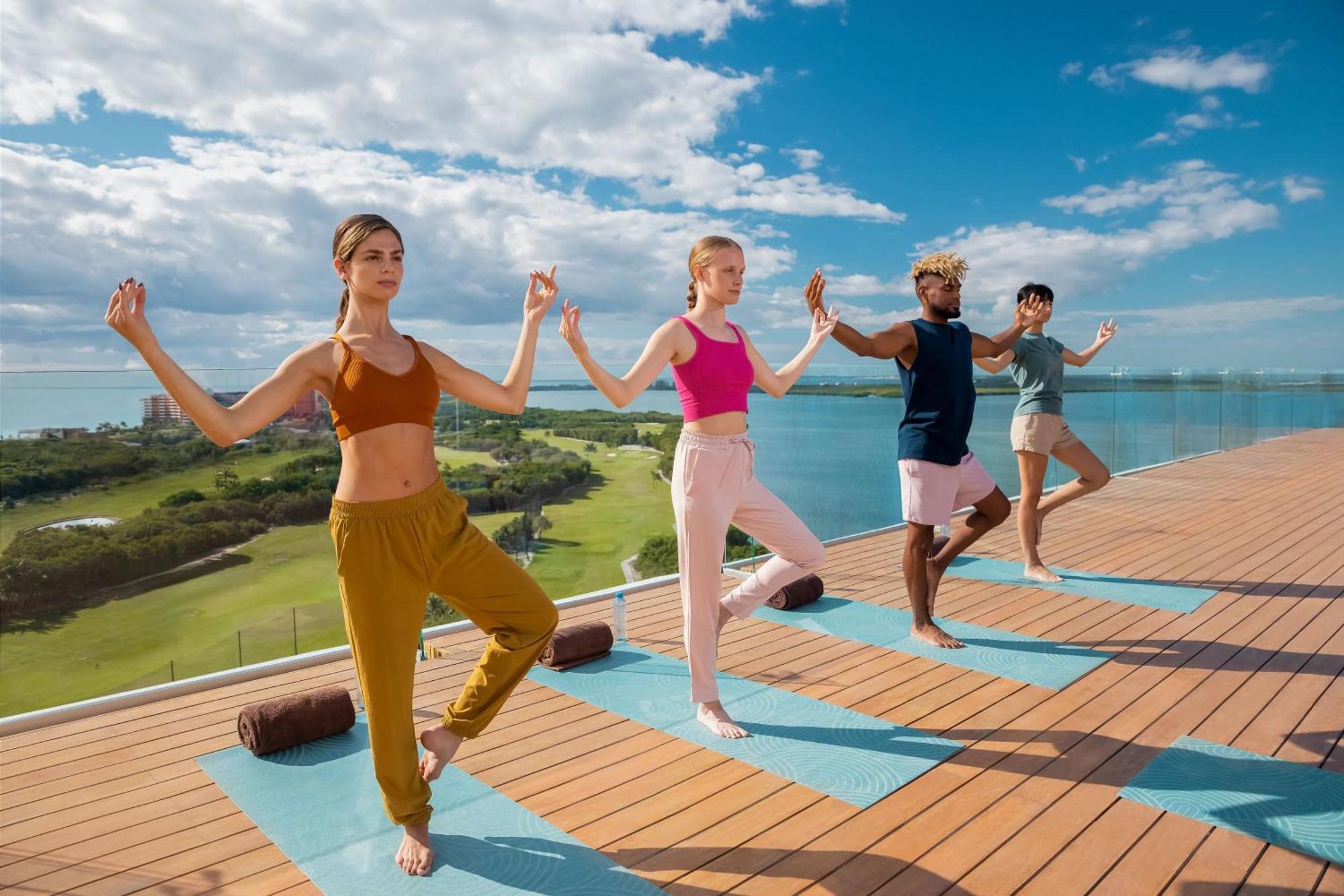 Hyatt Vivid Grand Island Cancun (Adults Only) ภายนอก รูปภาพ